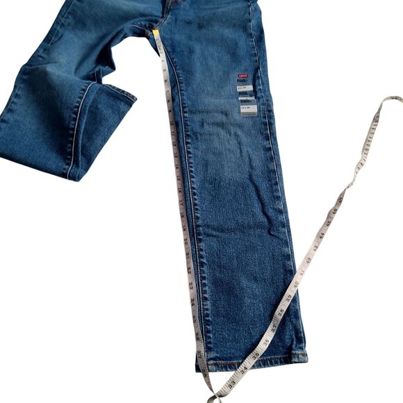 Levis Womens Wedgie Straight Jeans • Button fly closure Size 29 Blue Denim - Picture 4 of 11
